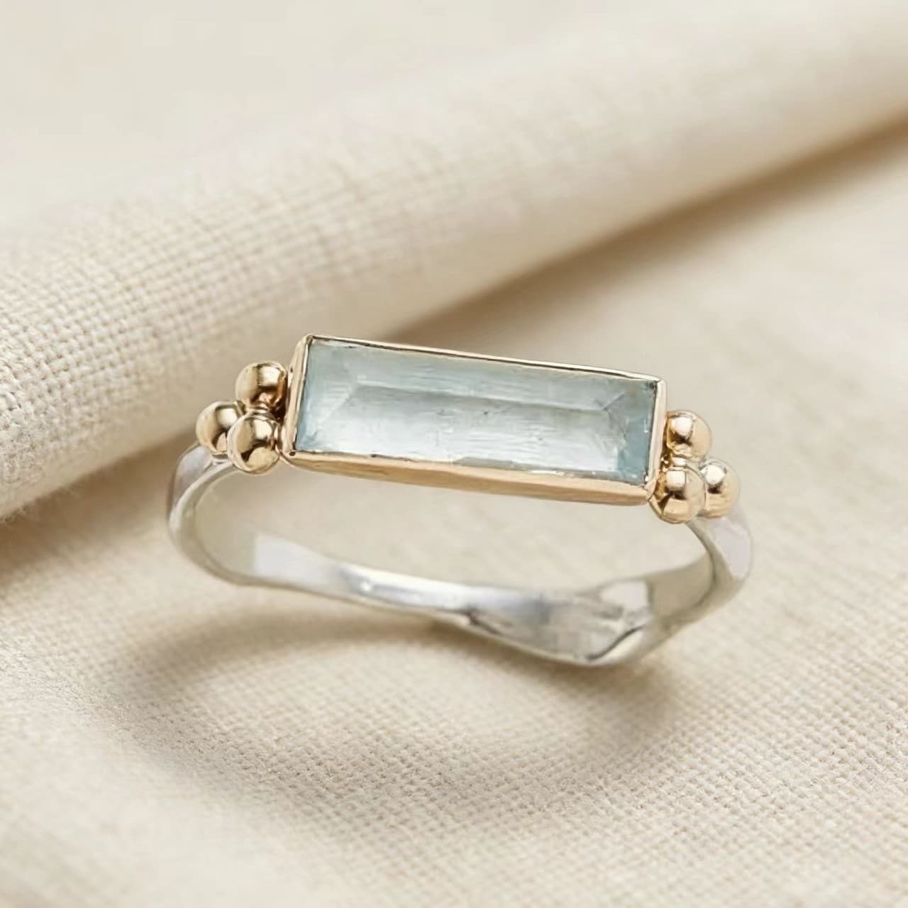 Women's Geometric Quadrilateral Diamond-Encrusted Ring