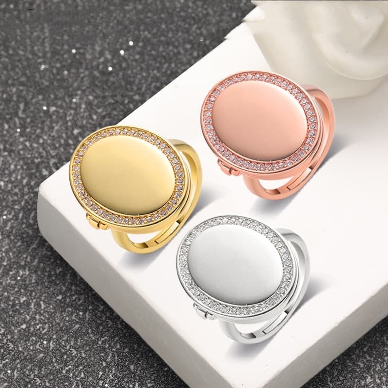 Creative Fashion Geometric Oval Flip-open Photo Box Ring
